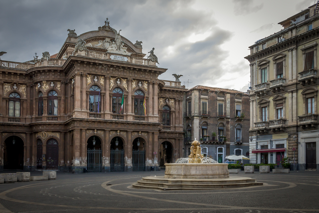 Via dei Crociferi
