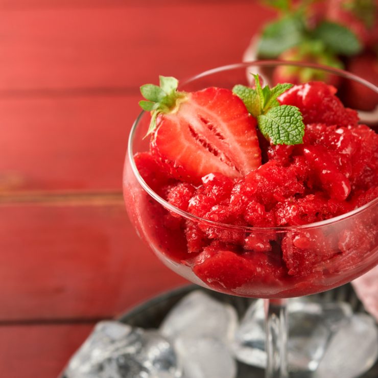 Granita e brioche: il rito quotidiano di una Catania da gustare