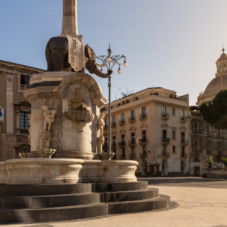 Luglio a Catania tra mercati, sapori autentici e passeggiate d’autore
